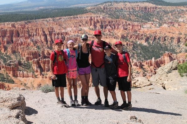 Family hiking at Bryce Canyon National Park in Utah