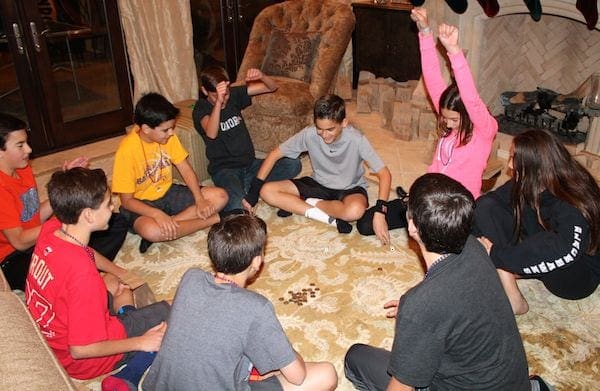 New-Years-Eve-Family-Party-Game-Ideas